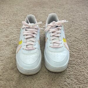 Nike Women's Sneakers - White, Yellow, Pink